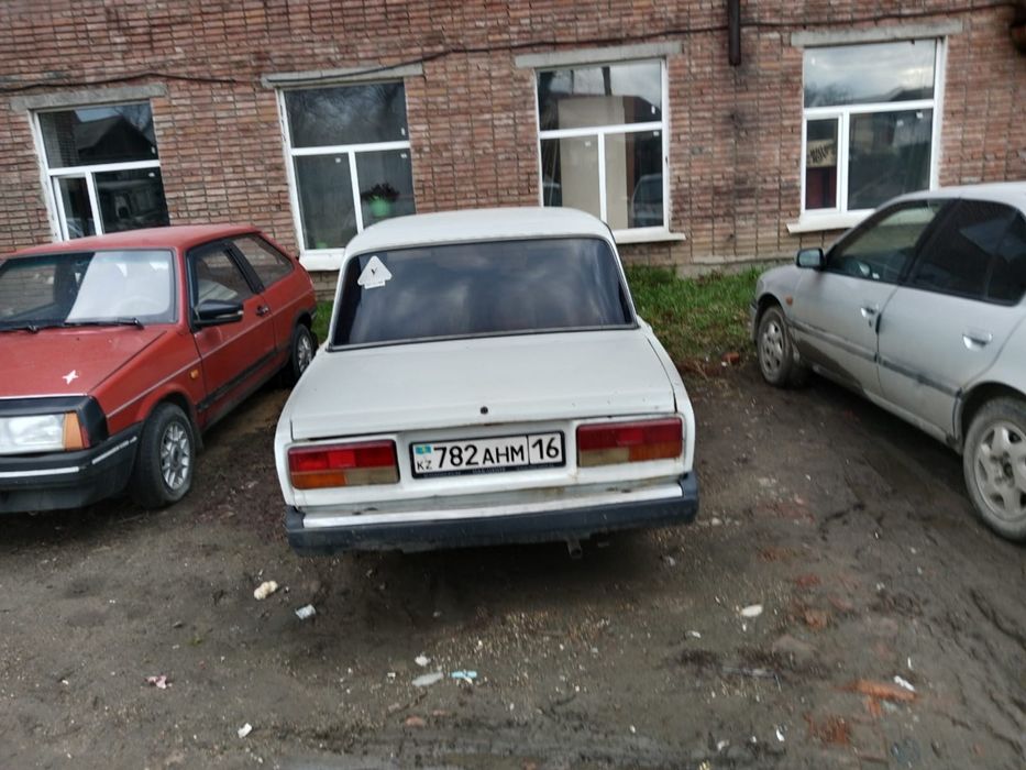 Продам Жигули 2107