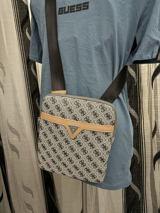 Guess мъжки чанти