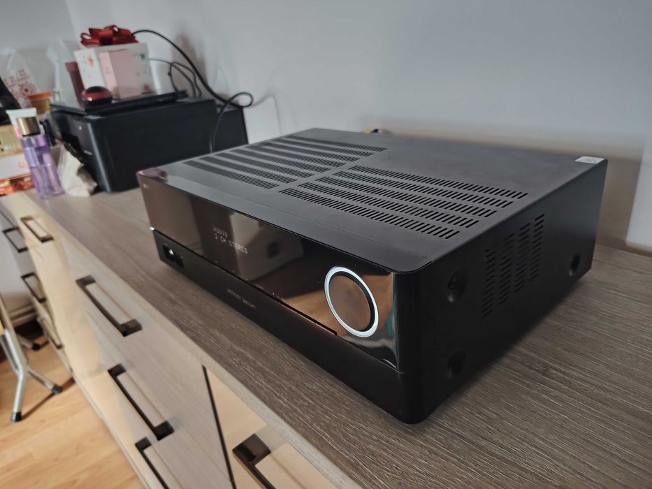 Amplituner Harman/Kardon ,USB, Subwoofer activ AVR 151