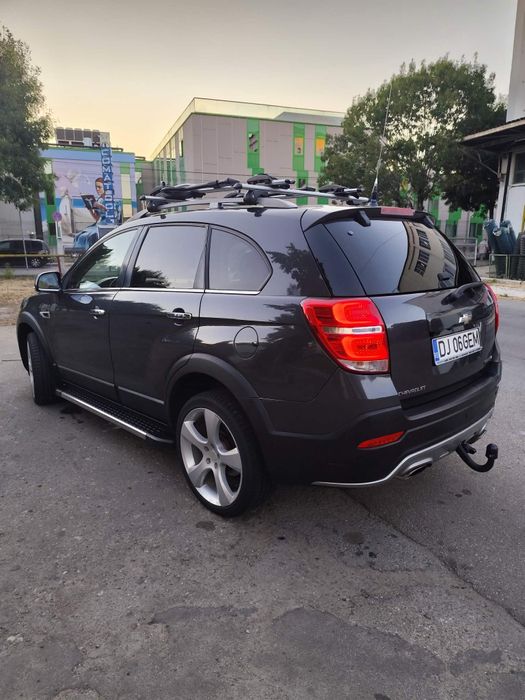 Vând Chevrolet captiva