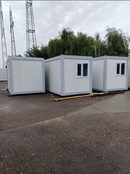 Vand containere modulare container modular santier birou vitrina grup sanitar cafenea la pret foarte bun