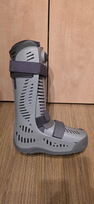 Orteza rebound air walker