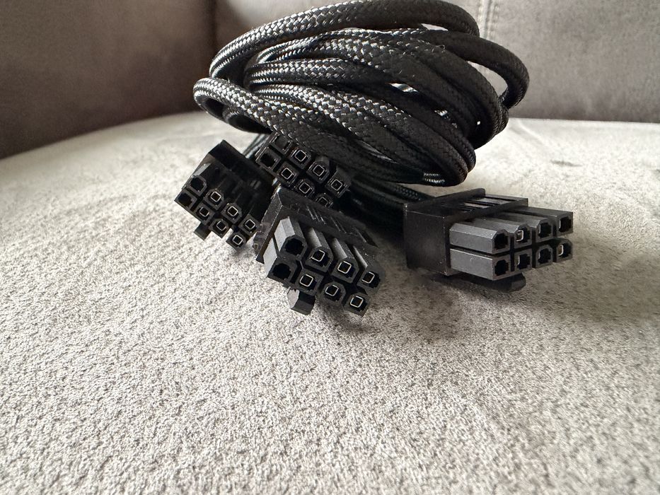 CableMod E-Series Pro ModFlex 12V-2x6 12VHPWR 90° StealthSense EVGA