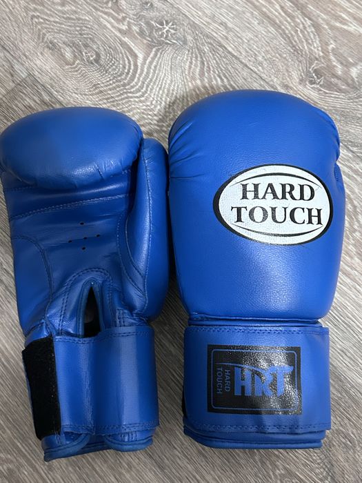 продаю перчатки боксерские