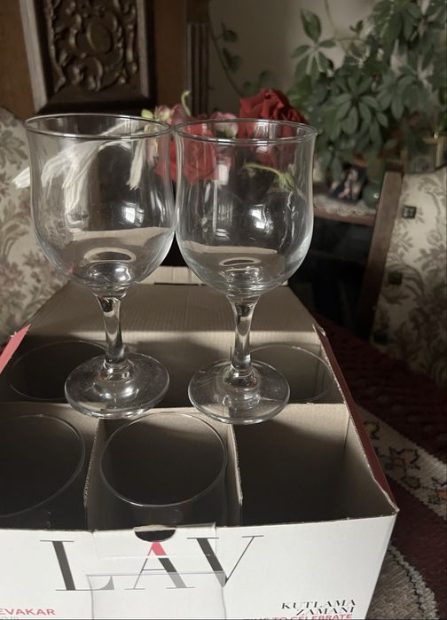 Servici de 6 pahare de calitate pentru apa, vin.