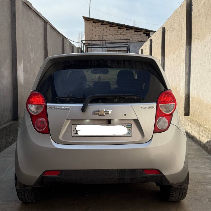 Автомобиль Spark