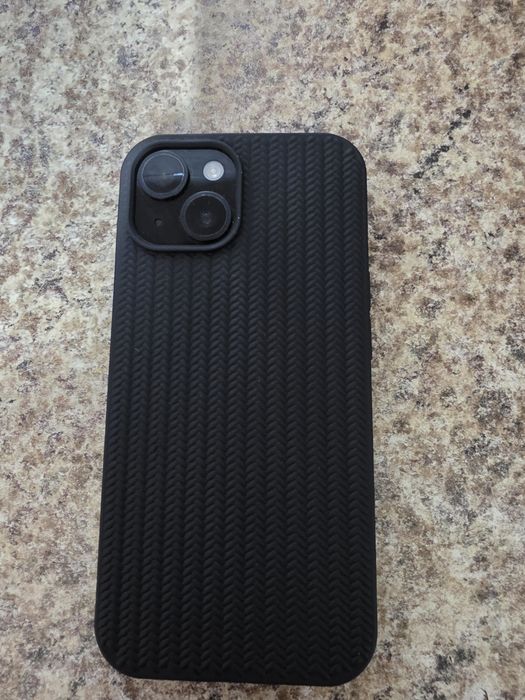 IPhone 15  black