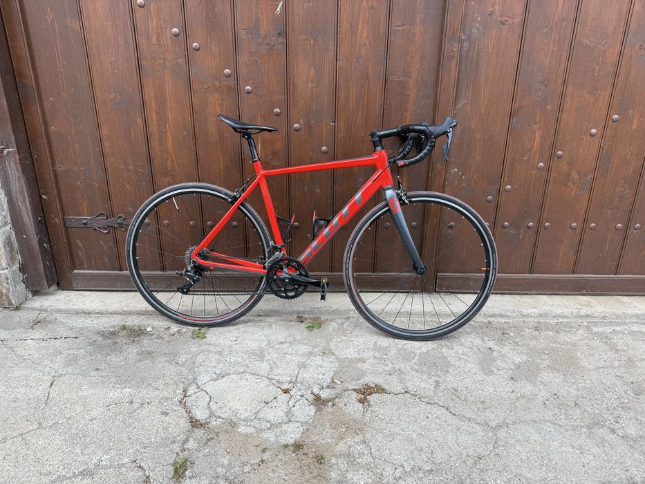 Продавам шосеен велосипед Scott Speedster 30