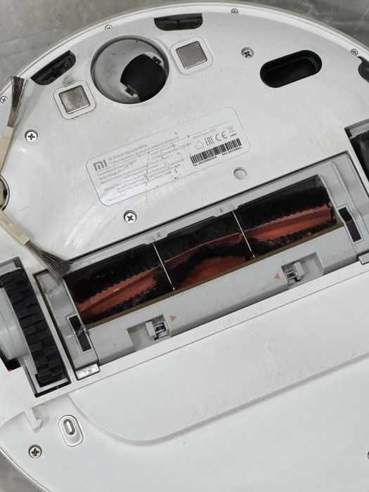 Робот-пылесос Xiaomi Mi Robot Vacuum-Mop