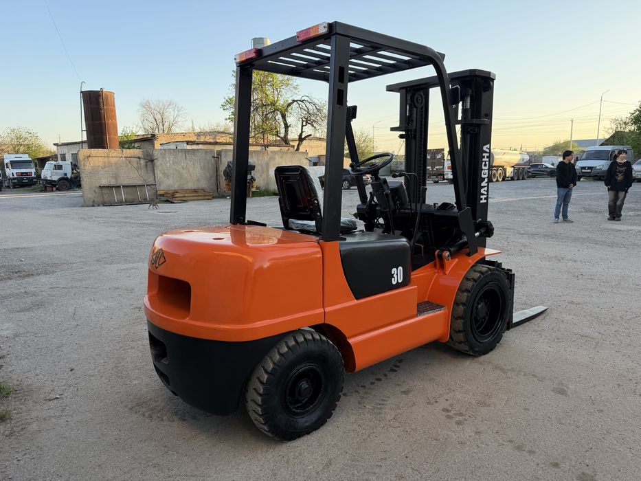 Вилочныц погрузчик кара автокара