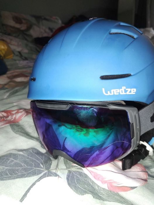 Каска и очила за ски и сноуборд