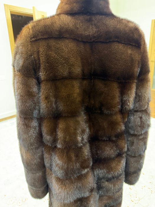 Шуба норковая за 200 тыс