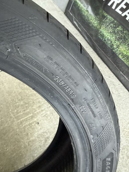 235/45/19 GOODYEAR 4бр