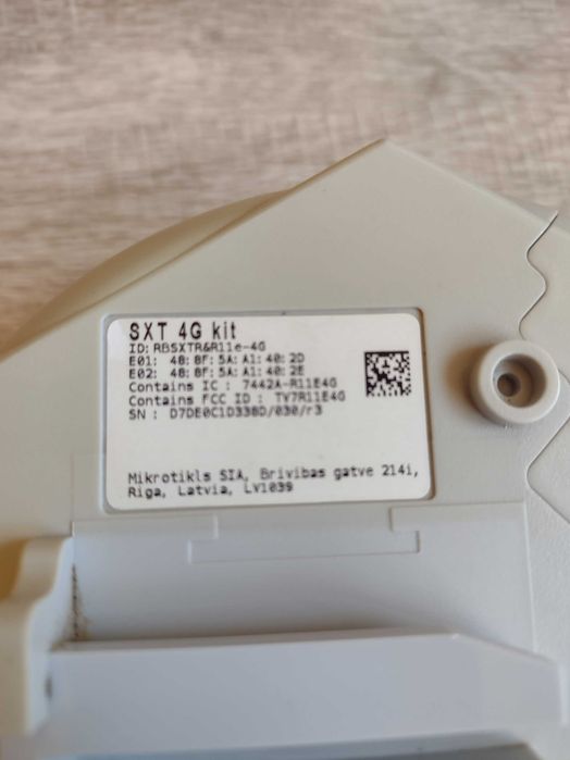 MikroTik SXT 4G  рутер работи с всички оператори