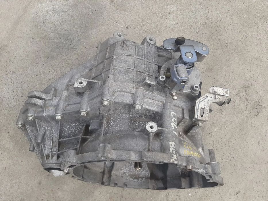 cutie viteze mauala 13491080  1.1b mitsubishi colt 6