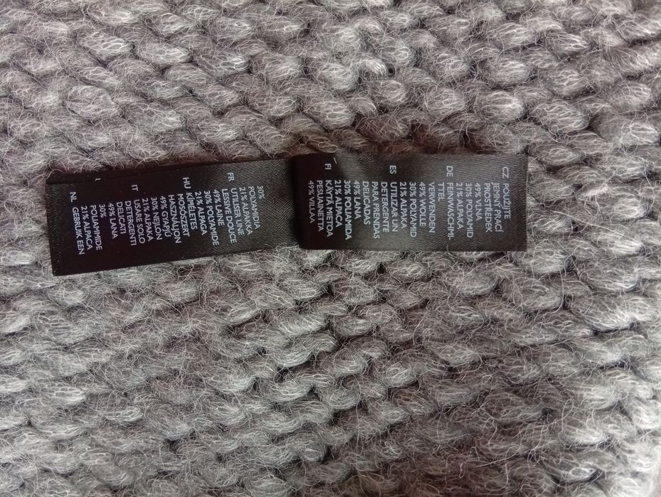 Шапка  COS, вълна и алпака