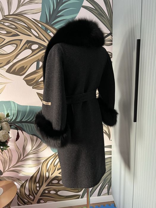 Palton Alpaca cu guler si maneci din blana naturala vulpe