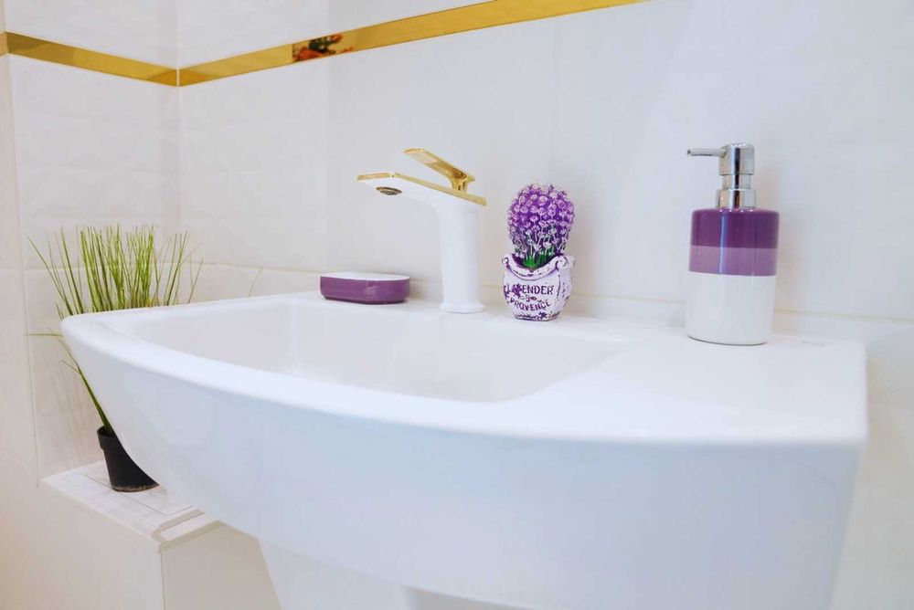 Дава се под наем Тристаен апартамент в София, Красно село - 92 кв.м за 663 € - Снимка #16