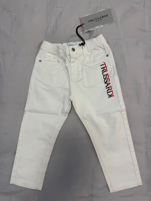 Оригинален панталон Trussardi, нов