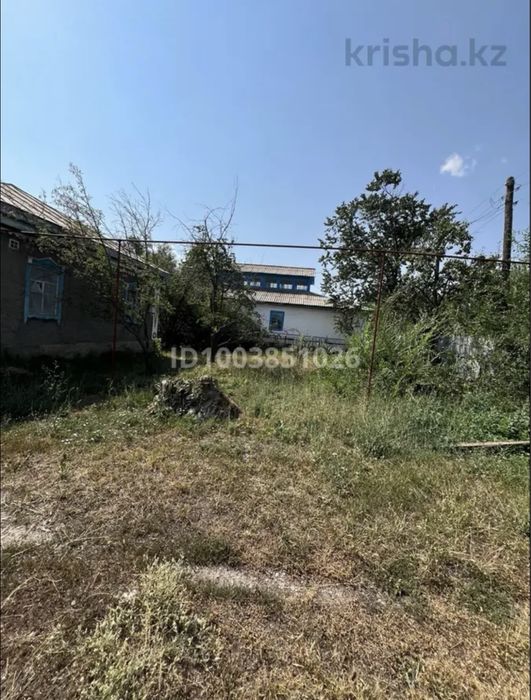 Дом в каракастеке