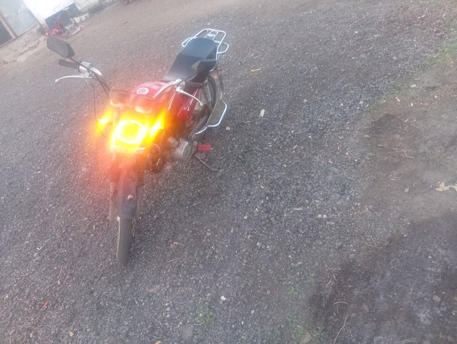 Продам мотоцикл 125 куб