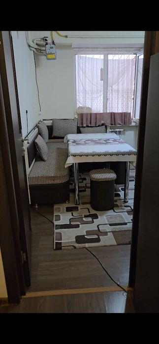 Янги хает 8 худуд  2 / 1 / 9.  73 кв.м.  Ипотека бор