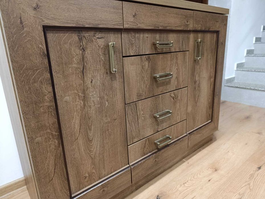 Vand mobilier de hol si living