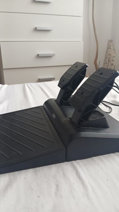 Volan gaming  PC, Xbox, cu pedale