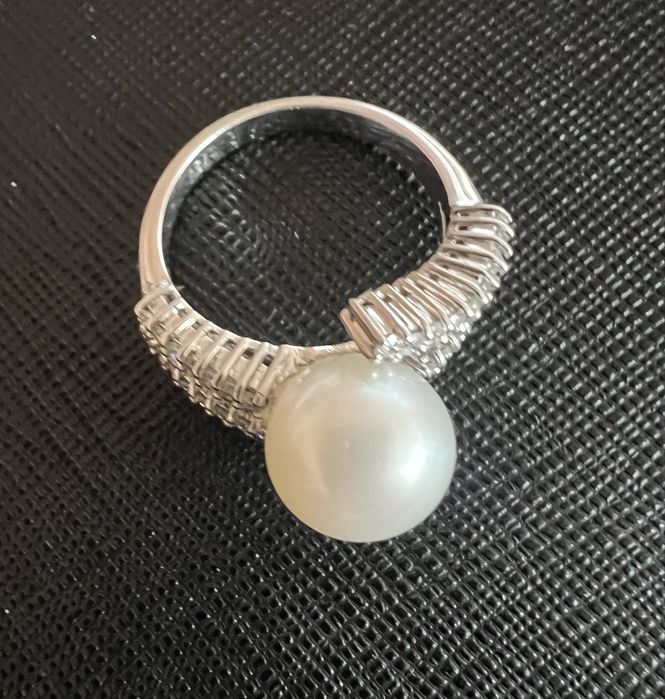 Кольцо с бриллиантами