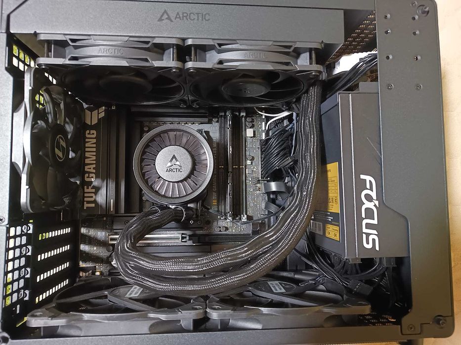 Unitate PC cu ryzen 7900 | 2TB | jonsbo z20 | SFF | nou