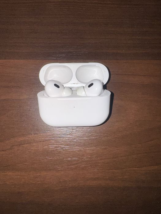 Наушники Apple AirPods Pro 2nd generation белый