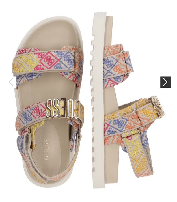 Сандали на марката Guess