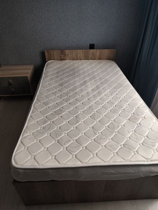 Продам кровать 120х200