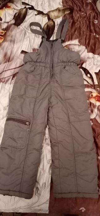 Продам зимний комбинезон  на мальчика