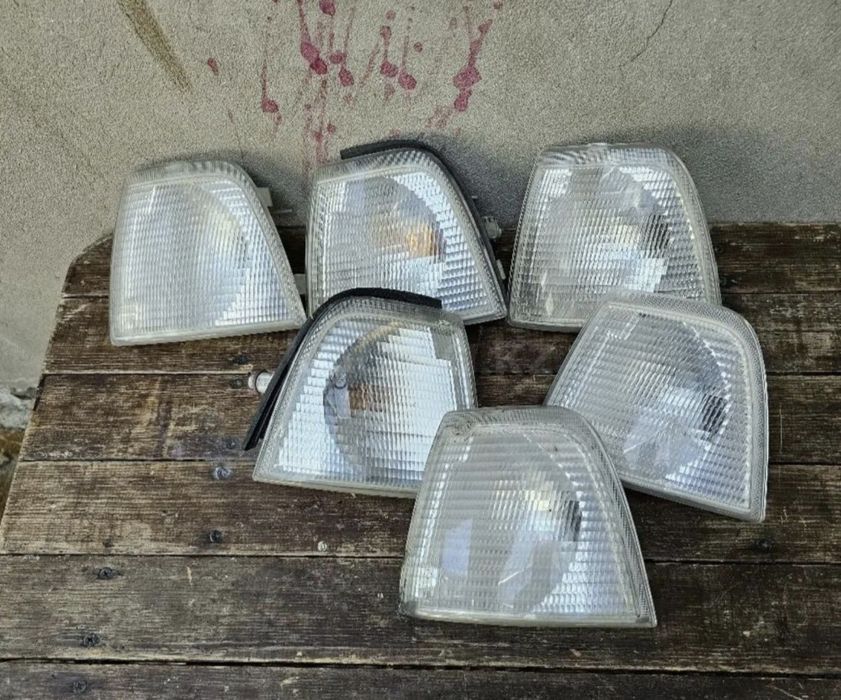 Ауди Б4  поворотники