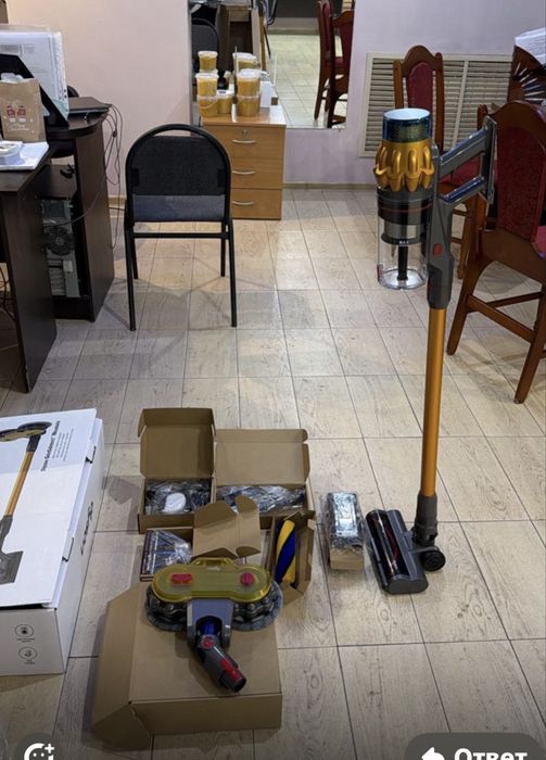 Продам пылесос Dyson