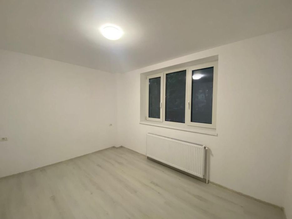 Vand apartament 2 camere parter zona gara