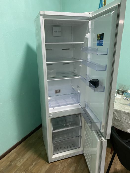 Продаю Холодильник