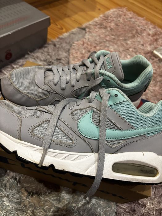 Маратонки Nike 40-41 номер
