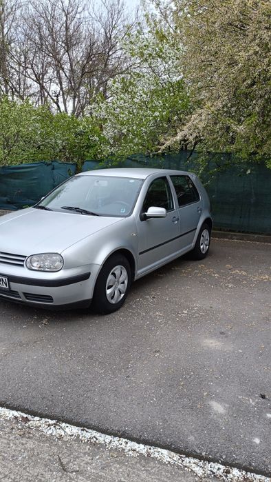 Volkswagen Golf 4