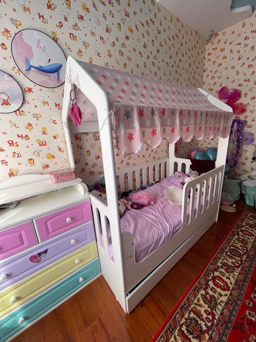 Детская кровать домик