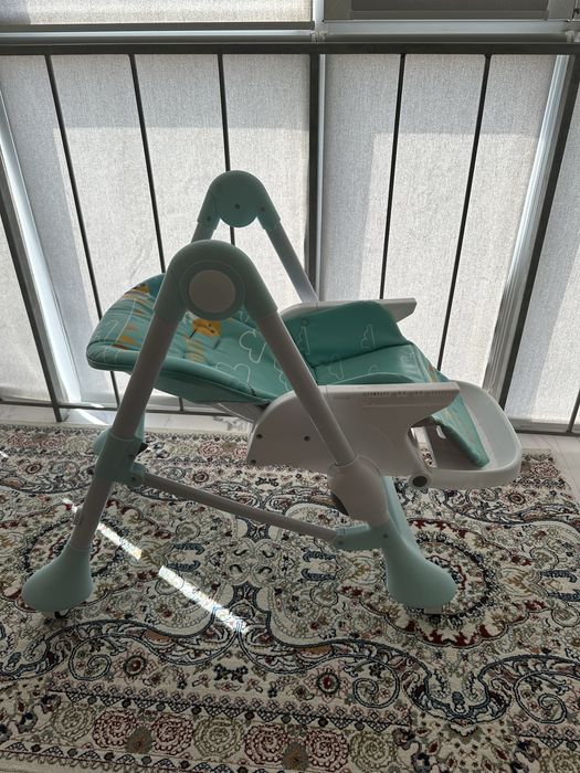 Продам  Стульчик для кормления !