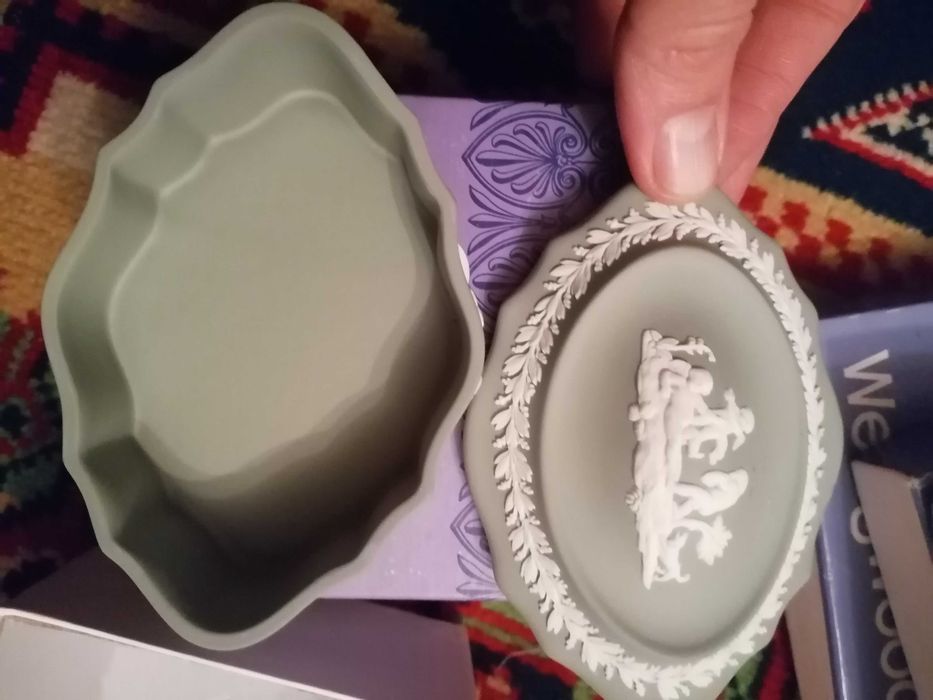 Cutie de bijuterii Wedgwood jasper made inn England