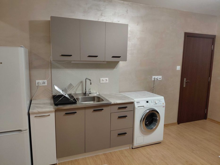 Гарсониера под наем в Дружба2