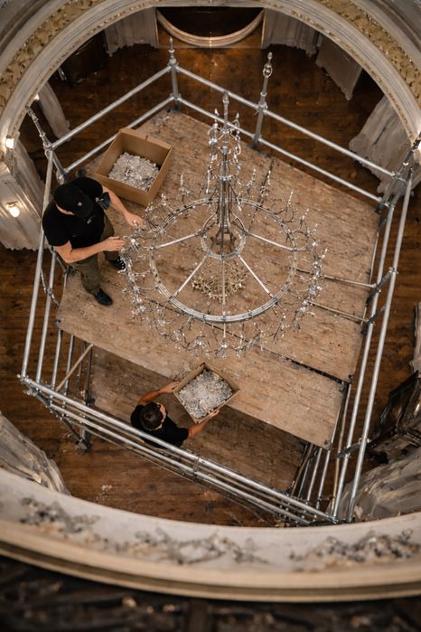 Установка люстр Алматы