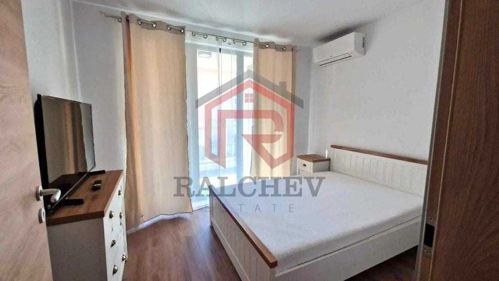 Дава се под наем Двустаен апартамент в к.к. Св.Св. Константин и Елена - 80 кв.м за 700 € - Снимка #5