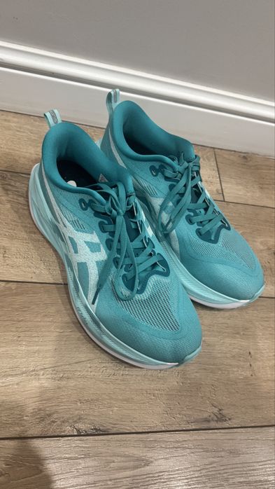 Asics кросы для бега