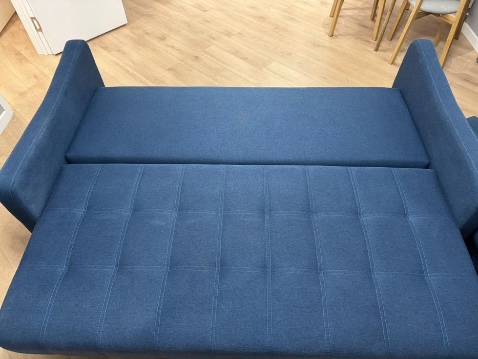 Продам диван срочно!