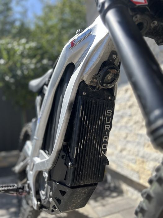 Surron light bee x  (Defect(senzor)