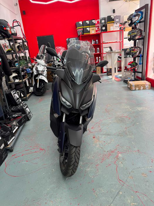 Yamaha XMAX 300cc 2019 -Garantie-
